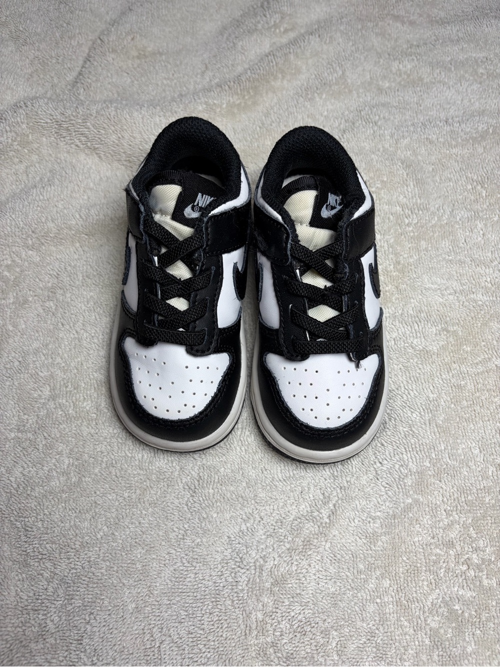 Nike Kids Black and White Low-Top Sneakers